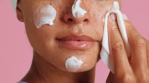 The important ingredients in creams for oily or combination skin